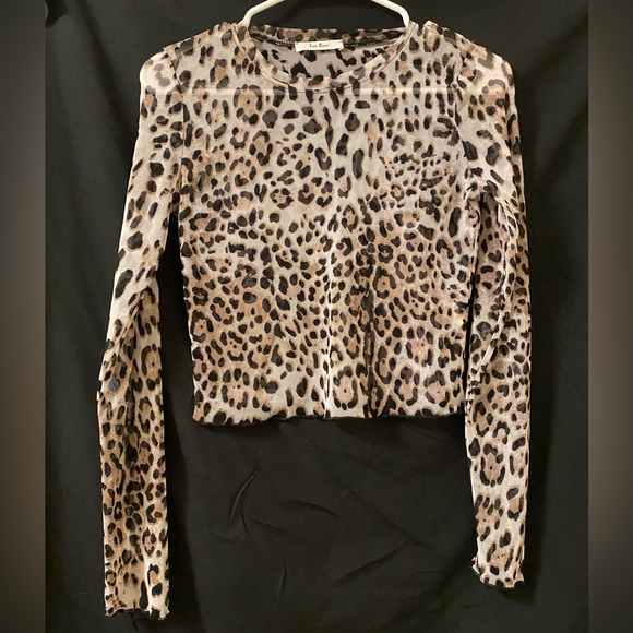 Tres Bien mesh long sleeved long crop top leopard print size small - Picture 4 of 4